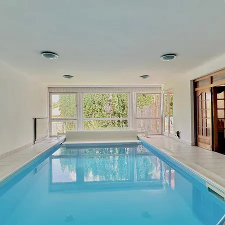 5 Hálószobás Wellness Vip House - Privát Medence Villa