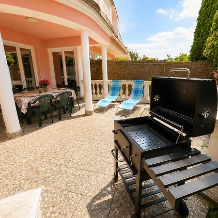 Private - Pool & Sauna Villa *