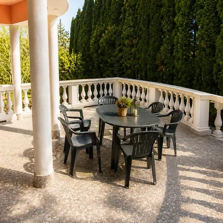 Vila Private - Pool & Sauna Siófok